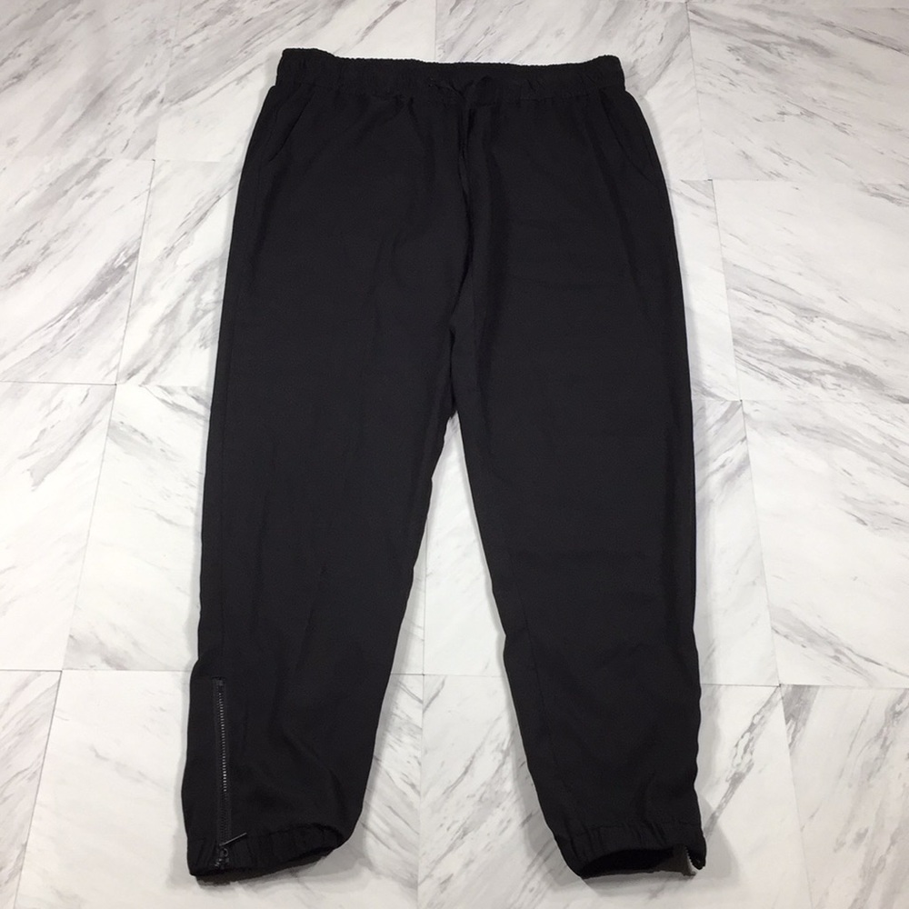⭐️ M BISOU BISOU BLACK CROPPED PANTS